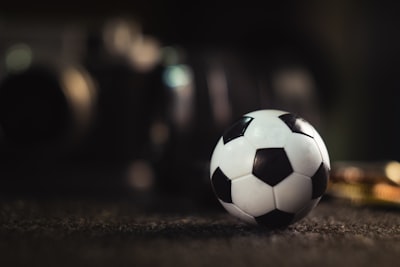 مباراةبرشلونةوباريس2017معجزةالكامبنوالتيهزتالعالم